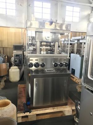 হাই স্পিড রোটারি ট্যাবলেট প্রেস 57 স্টেশন 410400 পিসিএস / এইচ ক্ষমতা এবং স্বয়ংক্রিয় তৈলাক্তকরণ সিস্টেমের সাথে সরবরাহকারী