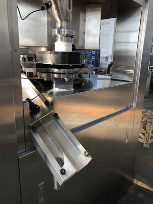 ৬৮০৪০০ পিসি/ঘন্টা ক্ষমতা, ২৪ ঘন্টা অনলাইন সাপোর্ট এবং এক বছরের ওয়ারেন্টি সহ হাই স্পিড রোটারি ট্যাবলেট প্রেস সরবরাহকারী