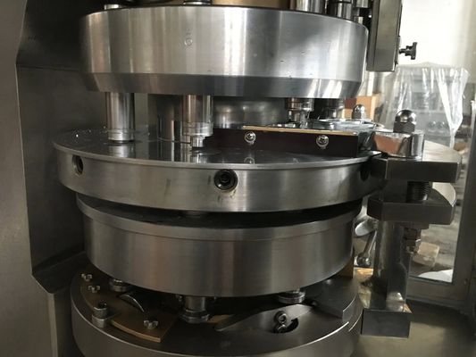 Fully Enclosed Tablet Press with ISO4 Leakage Test Standard 60kN Main Pressure and 43200 PCS/H Capacity সরবরাহকারী