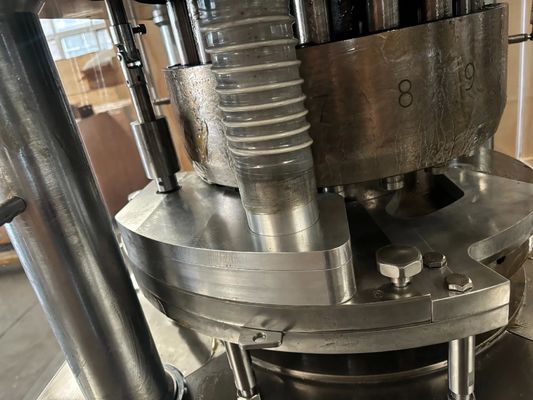 ZP11 Rotary Tablet Press Machine with 11 Stations 100 kN Main Pressure and 5.5 kW Motor Power for Pharmaceutical and Food Industries সরবরাহকারী